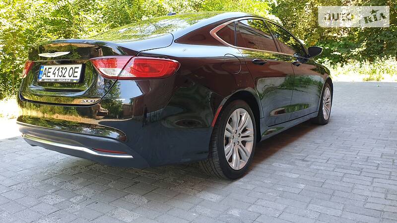 Седан Chrysler 200 2014 в Дніпрі