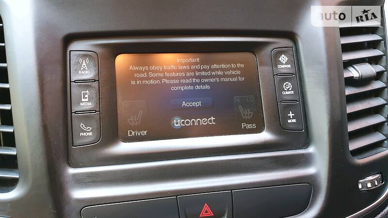 Седан Chrysler 200 2014 в Дніпрі