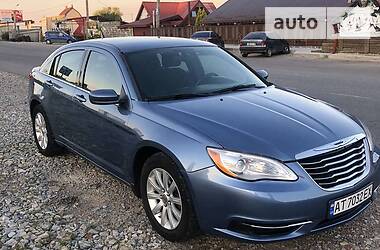 Седан Chrysler 200 2011 в Ивано-Франковске