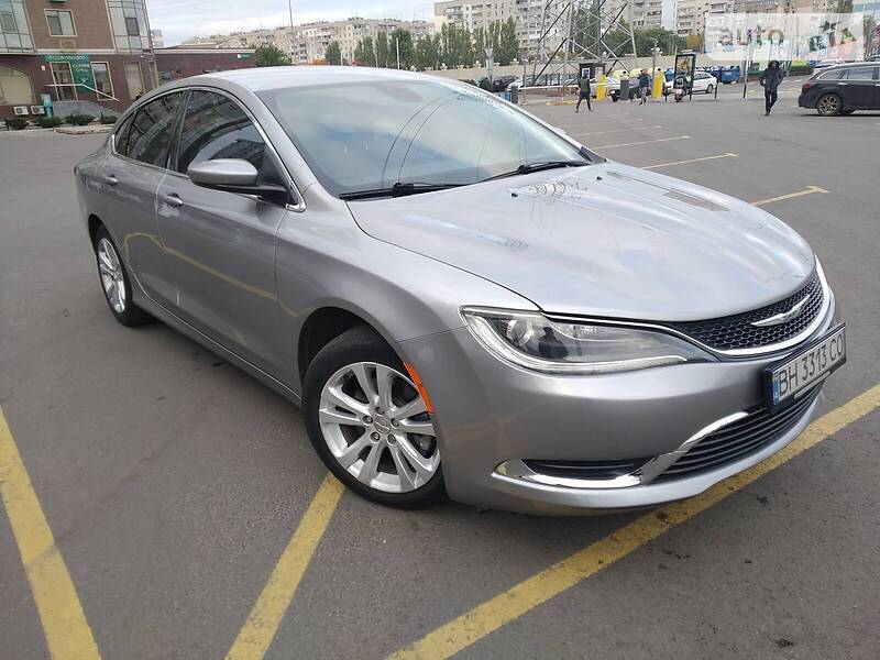 Седан Chrysler 200 2015 в Одессе