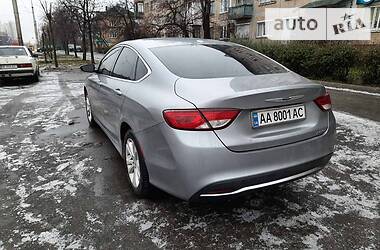 Седан Chrysler 200 2015 в Києві