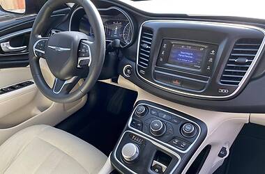 Седан Chrysler 200 2015 в Рівному