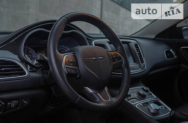 Седан Chrysler 200 2014 в Киеве