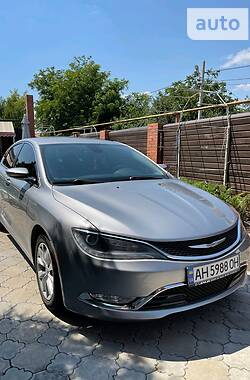Седан Chrysler 200 2015 в 