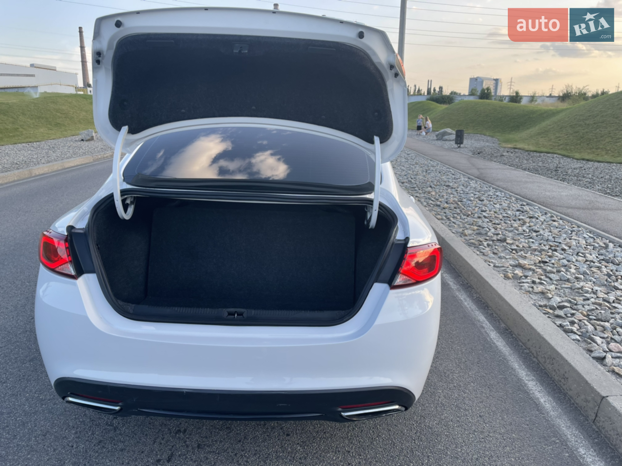 2014 Chrysler 200 - мініатюра 13