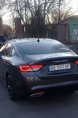 Седан Chrysler 200 2015 в Николаеве