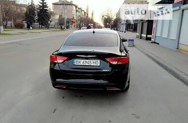 Седан Chrysler 200 2015 в Белой Церкви