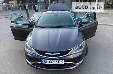 Седан Chrysler 200 2015 в Одесі