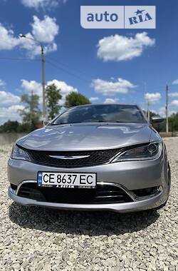 Седан Chrysler 200 2014 в Чернівцях