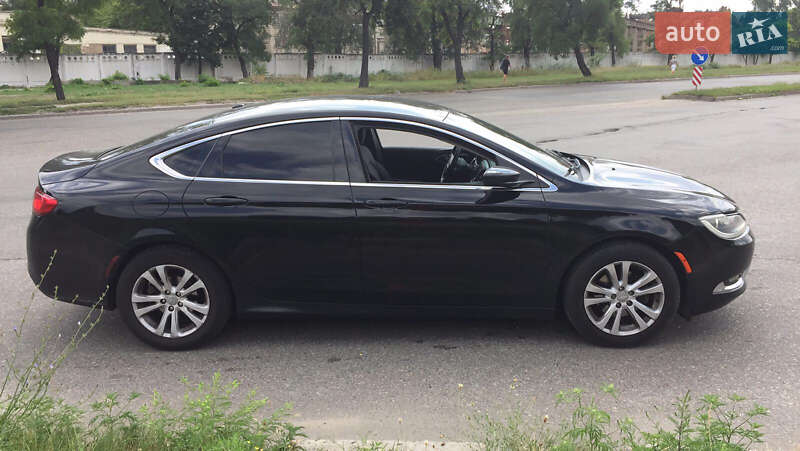 Седан Chrysler 200 2014 в Киеве
