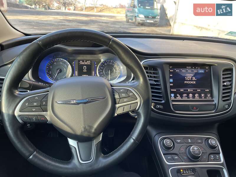 Седан Chrysler 200 2016 в Ковеле