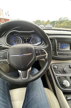 Седан Chrysler 200 2014 в Сумах