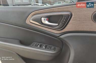 Седан Chrysler 200 2015 в Киеве