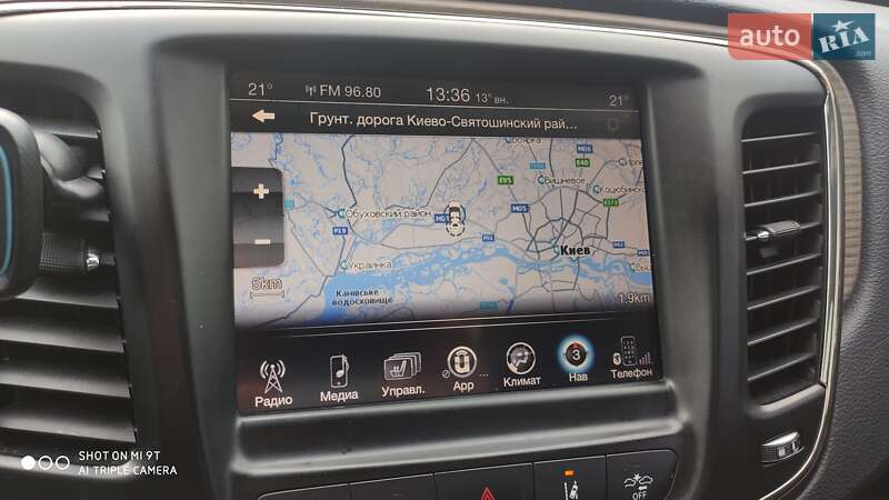 Седан Chrysler 200 2015 в Киеве