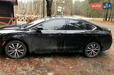 Седан Chrysler 200 2015 в Житомире