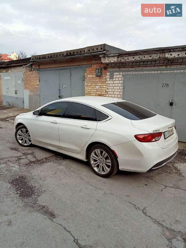 Седан Chrysler 200 2014 в Вишгороді