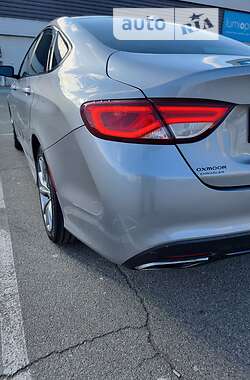 Седан Chrysler 200 2014 в 