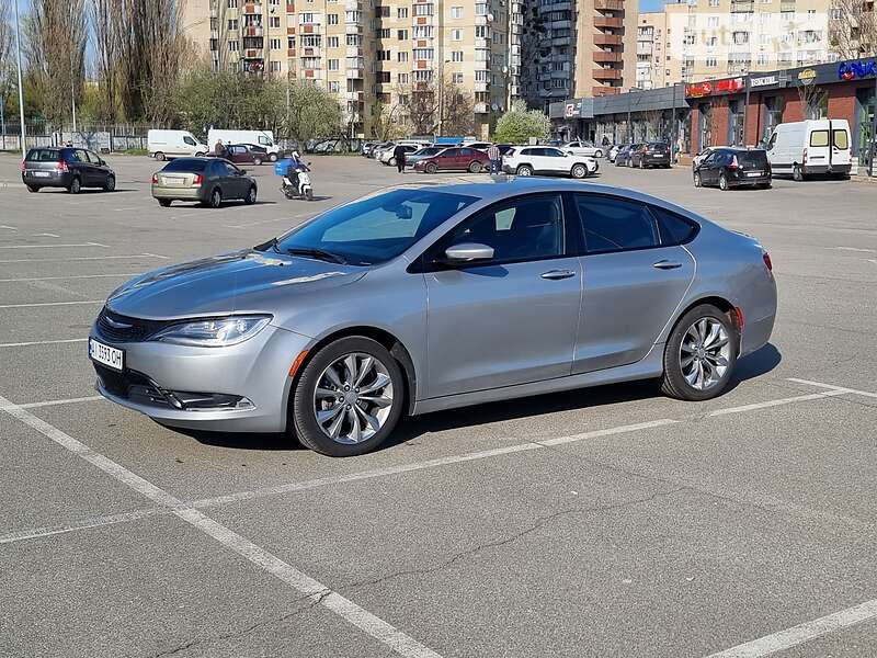 Седан Chrysler 200 2014 в 