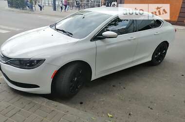 Седан Chrysler 200 2015 в Сумах