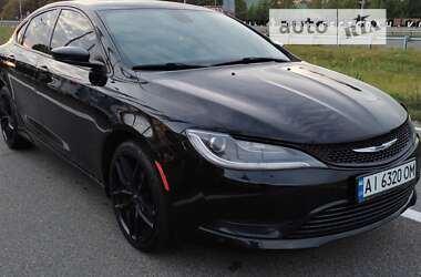 Седан Chrysler 200 2015 в Киеве