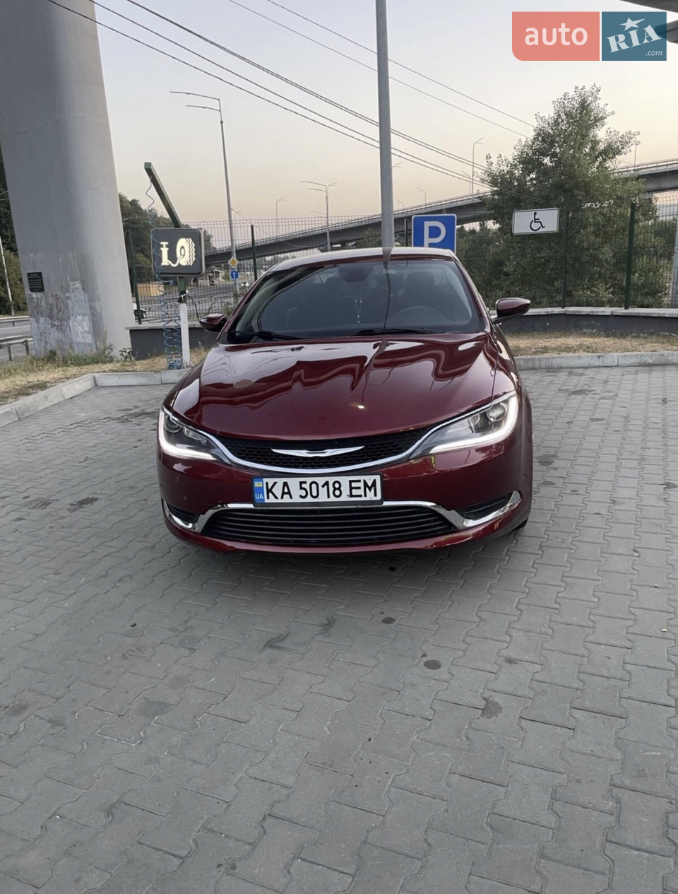 2016 Chrysler 200 - мініатюра 16