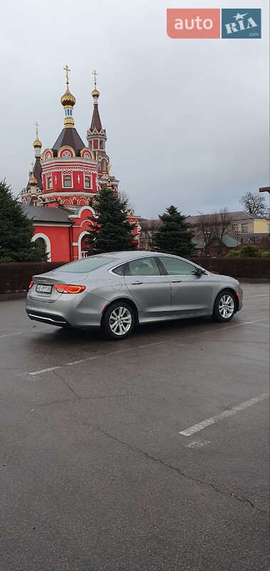 Седан Chrysler 200 2015 в Полтаві