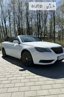 Chrysler 200 2012