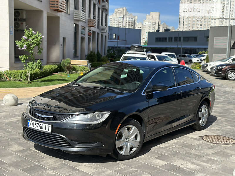 Седан Chrysler 200 2016 в Києві