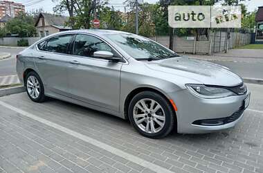 Седан Chrysler 200 2015 в Києві