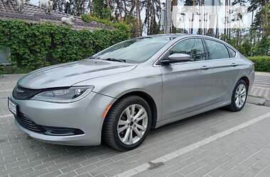 Chrysler 200 2015