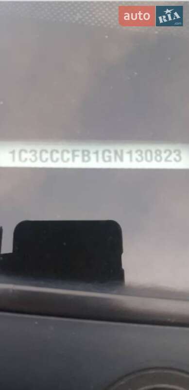 Седан Chrysler 200 2015 в Шепетовке