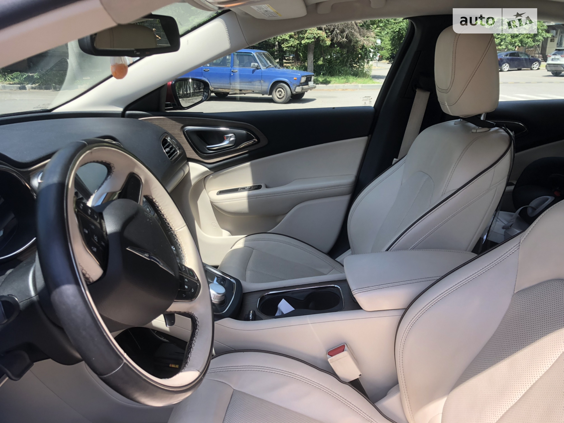 2014 Chrysler 200 - мініатюра 10