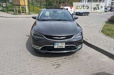 Седан Chrysler 200 2014 в Львове