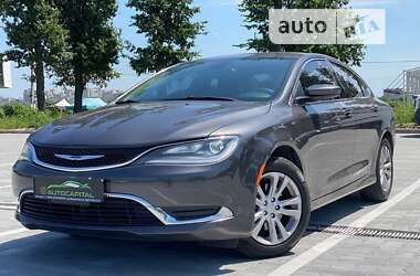 Седан Chrysler 200 2015 в Києві