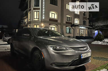 Седан Chrysler 200 2015 в 