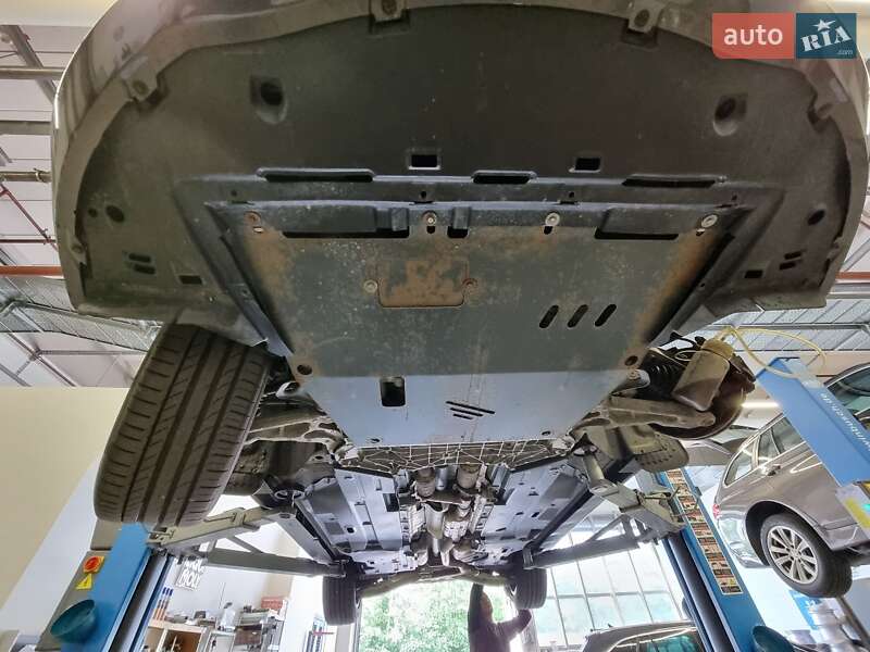 Седан Chrysler 200 2016 в Виннице фото 10 Седан Chrysler 200 2016 в Виннице