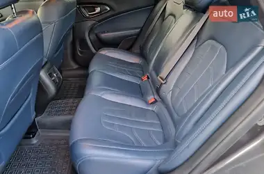 Chrysler 200 2016