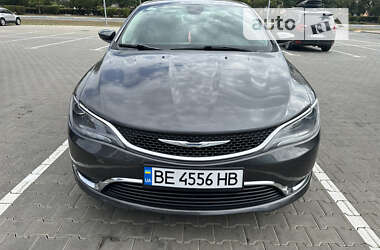 Седан Chrysler 200 2015 в Одесі