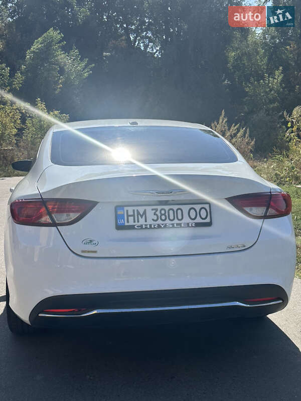 Седан Chrysler 200 2014 в Сумах