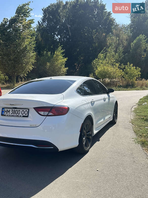 Седан Chrysler 200 2014 в Сумах