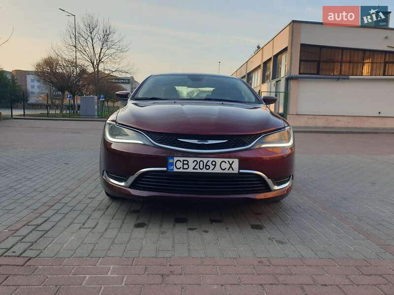 Chrysler 200 2015