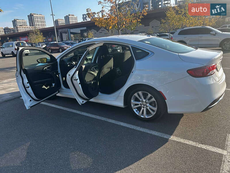 Седан Chrysler 200 2014 в Киеве фото 18 Седан Chrysler 200 2014 в Киеве