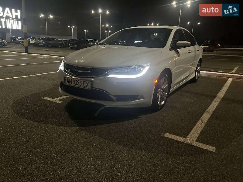 Седан Chrysler 200 2014 в Киеве фото 28 Седан Chrysler 200 2014 в Киеве