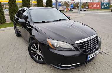 Седан Chrysler 200 2012 в Киеве