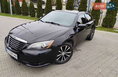 Седан Chrysler 200 2012 в Киеве