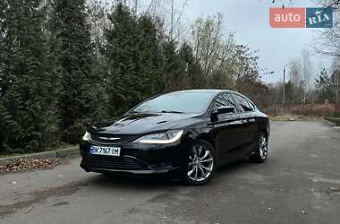 Седан Chrysler 200 2015 в Рівному