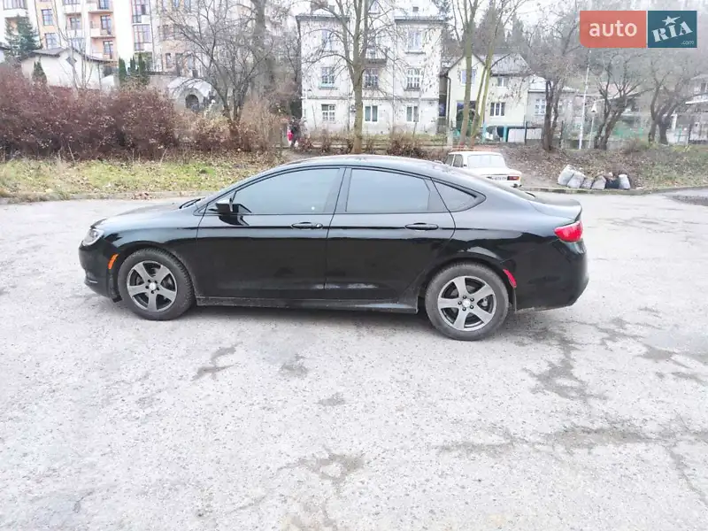 Chrysler 200 2015