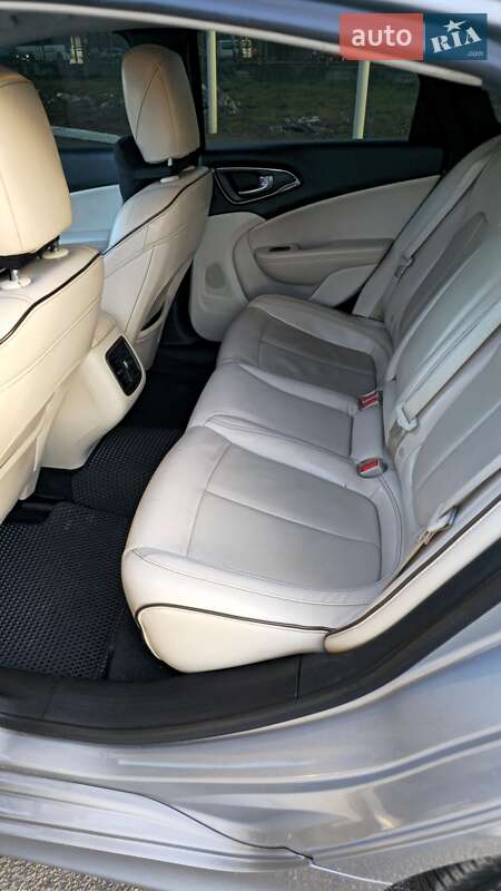 Седан Chrysler 200 2014 в Житомире фото 17 Седан Chrysler 200 2014 в Житомире