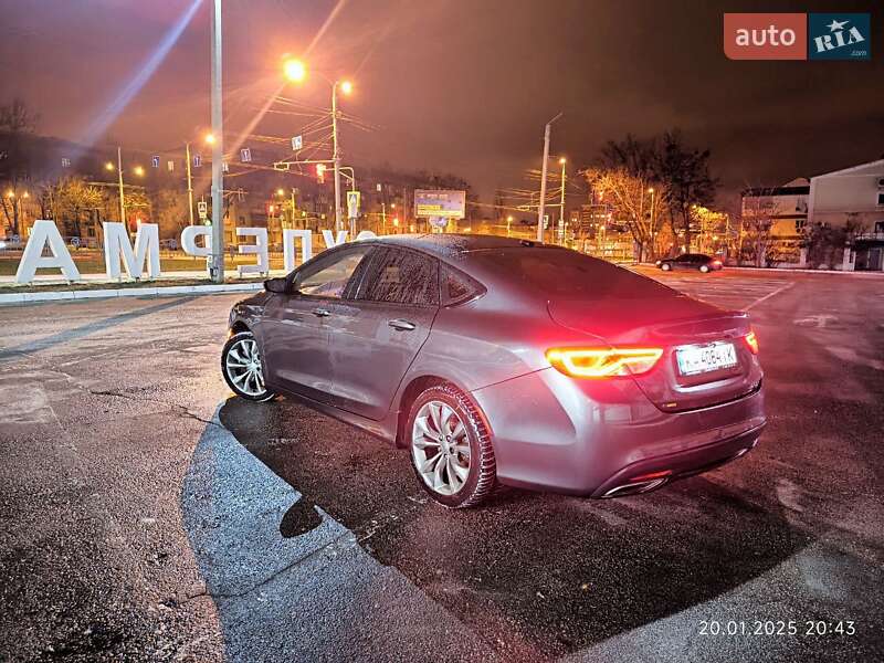 Седан Chrysler 200 2015 в Харькове