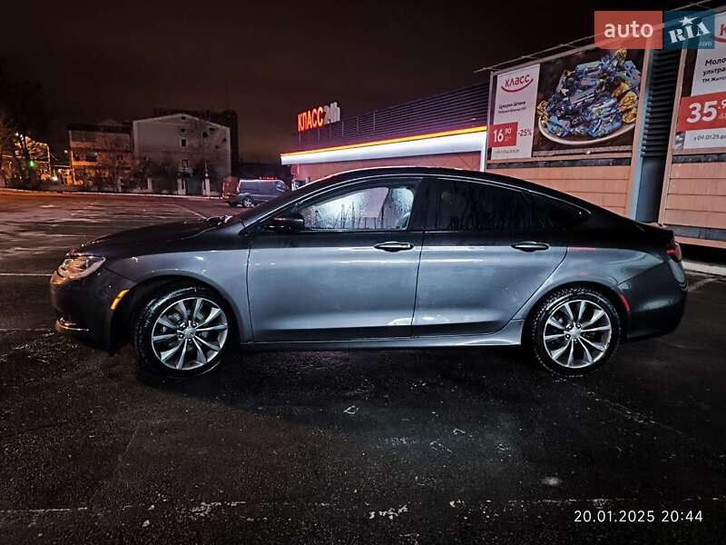 Седан Chrysler 200 2015 в Харькове